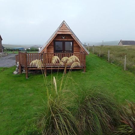 North Uist Lodges Tigharry Экстерьер фото